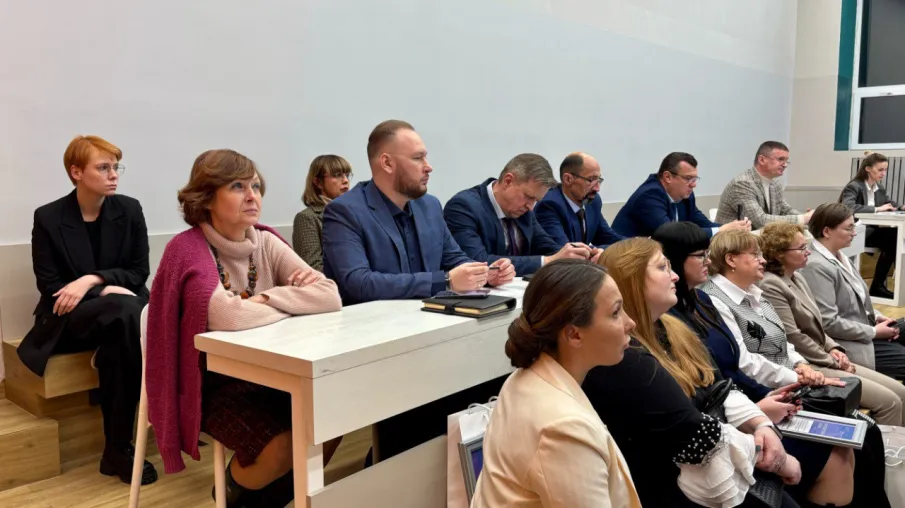 Директоров нижегородских школ наградили за подготовку новых кадров для строительной отрасли